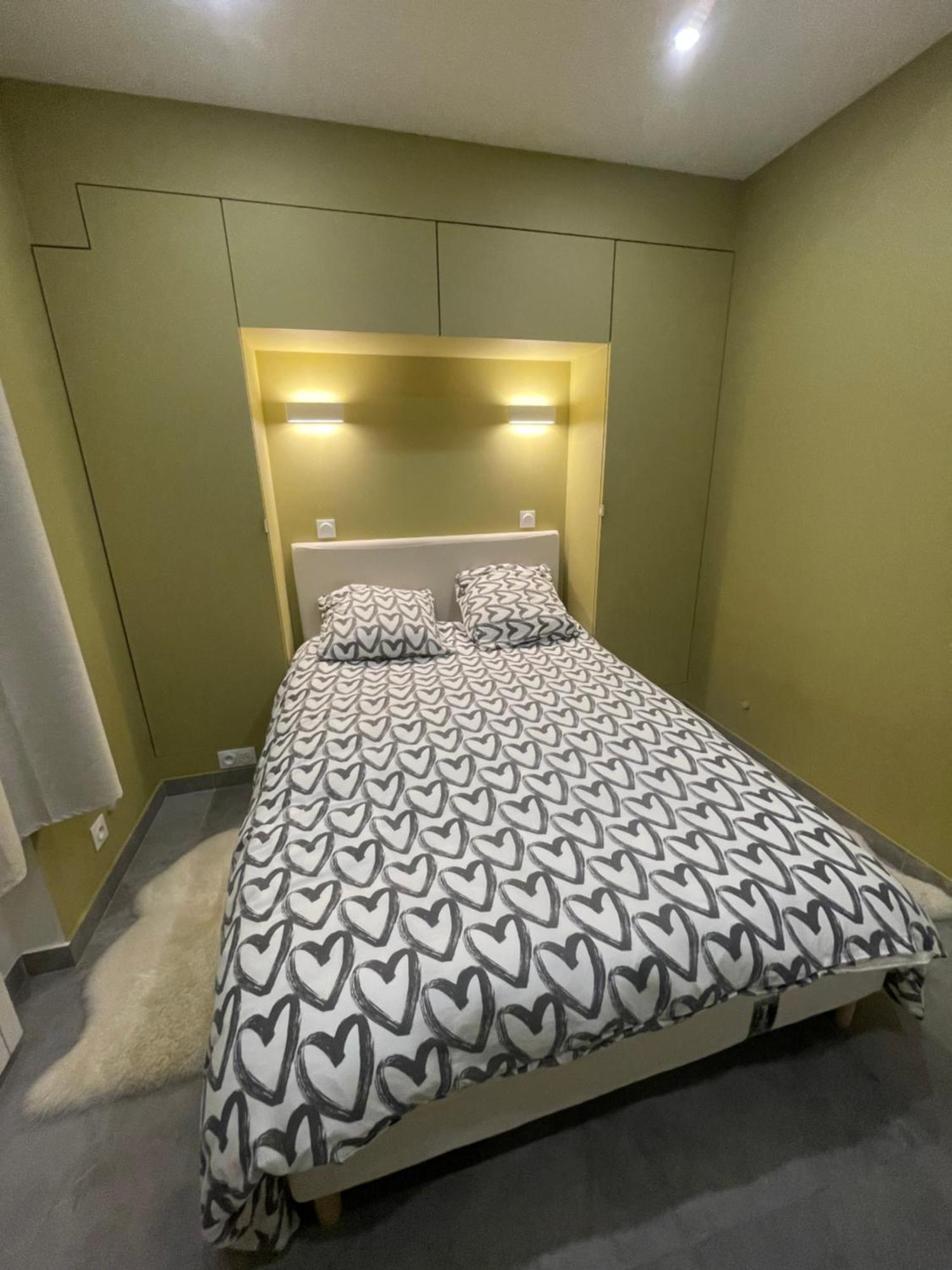 Apartmán Chez Les Artistes De Menilmontant Paříž Exteriér fotografie