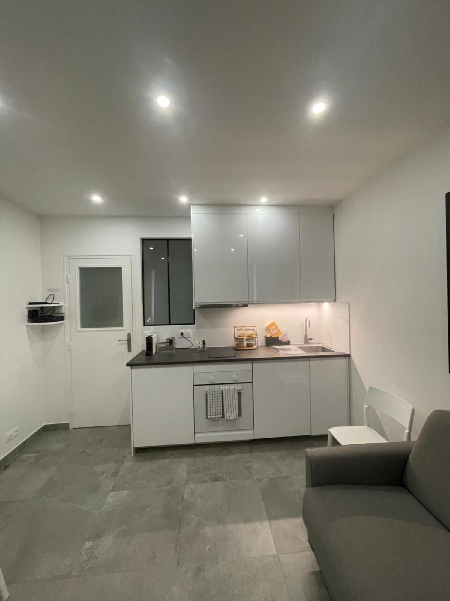 Apartmán Chez Les Artistes De Menilmontant Paříž Exteriér fotografie